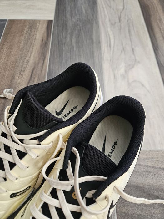 Обмін/продаж футзалки сороконіжки Nike Tiempo Legend X 10 Academy
