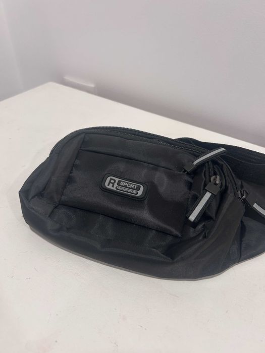 Bolsa de Cintura Desportiva Preta - Nova