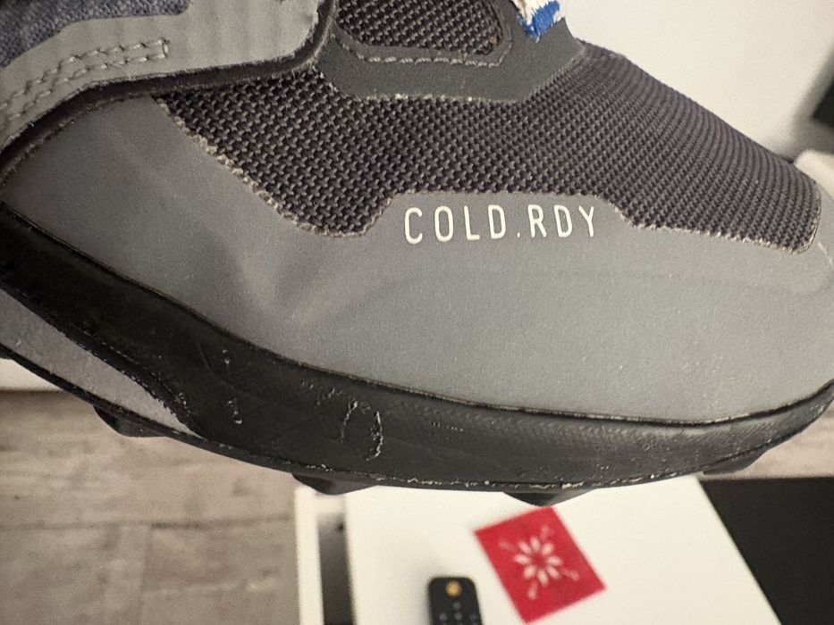 Buty zimowe Adidas terrex 42