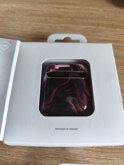 Airpods Case firmy Ideal of Sweden