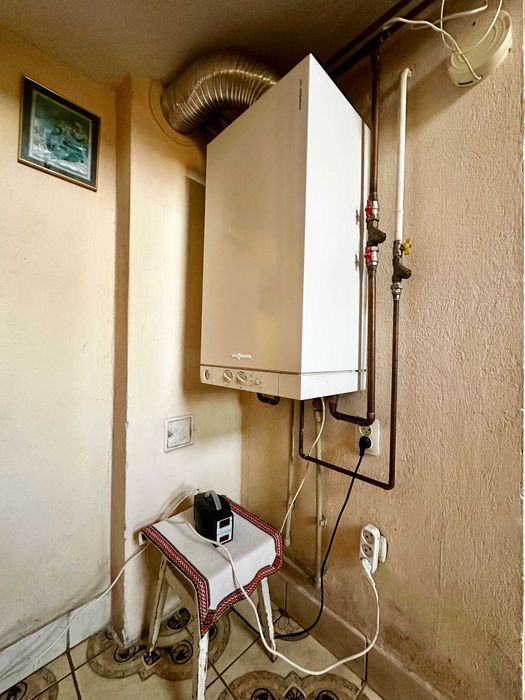 Продається просторий цегляний будинок поруч з м.Дрогобич