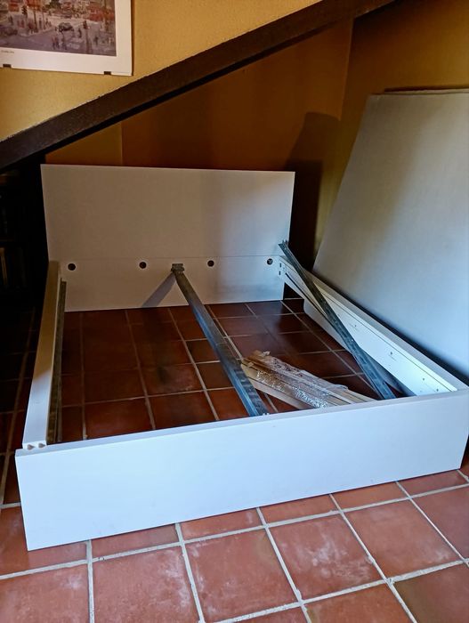 Cama casal MALM IKEA