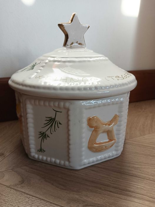 Pojemnik z pokrywką ozdobny uchwyt gwiazdka