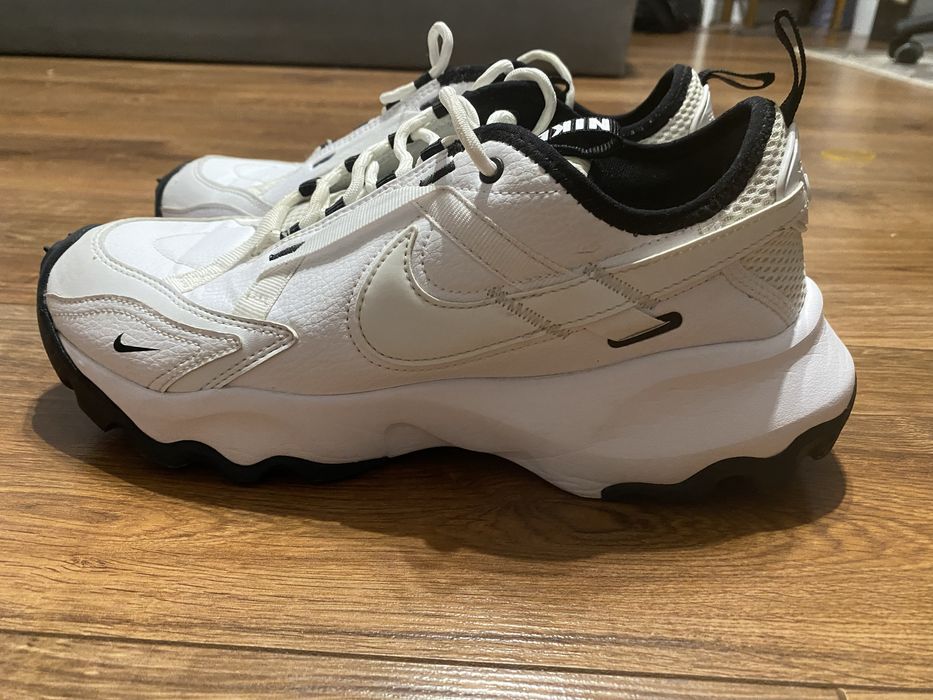 Buty Nike sportswear TC 7900