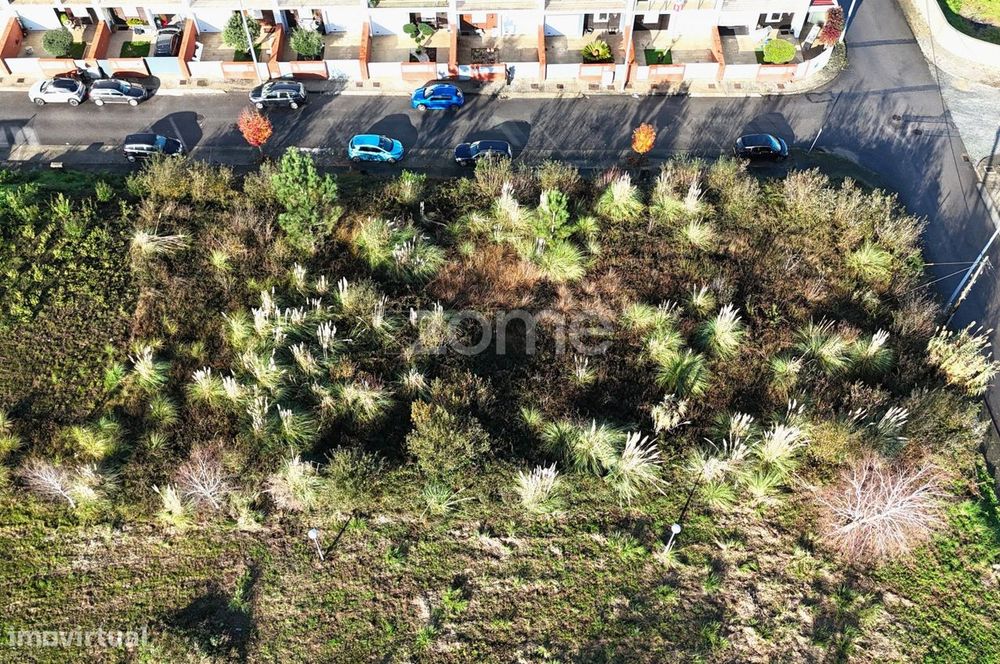 Lote de terreno para construção em Ribeirão, Vila Nova de Famalicão...