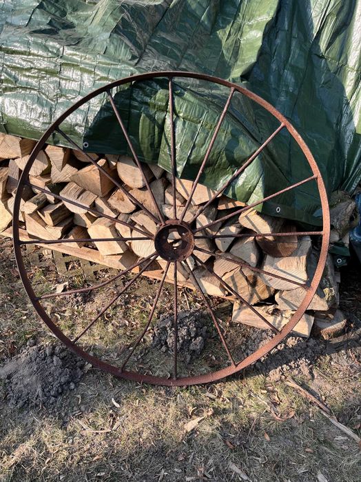 Stare stalowe koła szprychowe średnica 133 cm - 2szt
