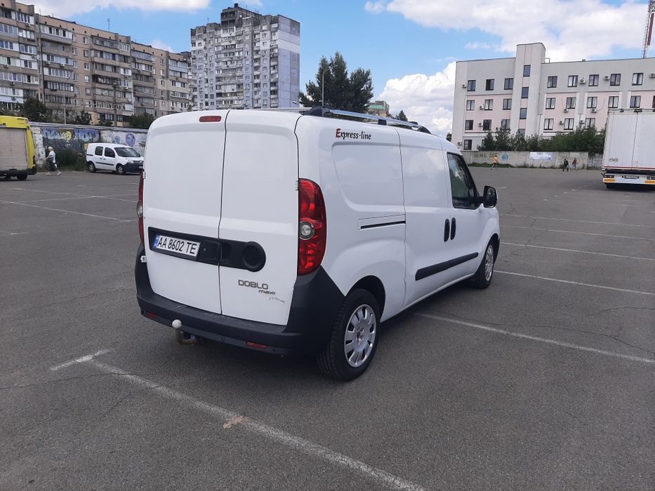 Продам Fiat добло 1.6 турбо дизель .Грузовик максимальна база.