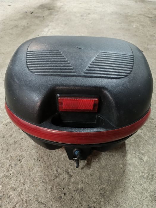 Продам кофру для скутера