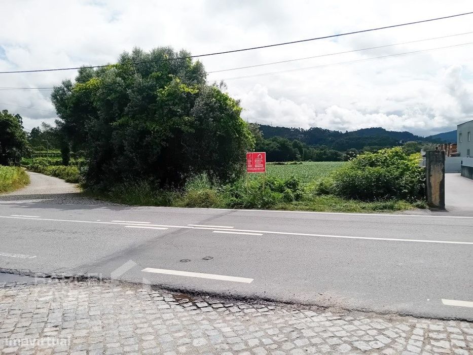 Terreno de construção em Balugães - Barcelos
