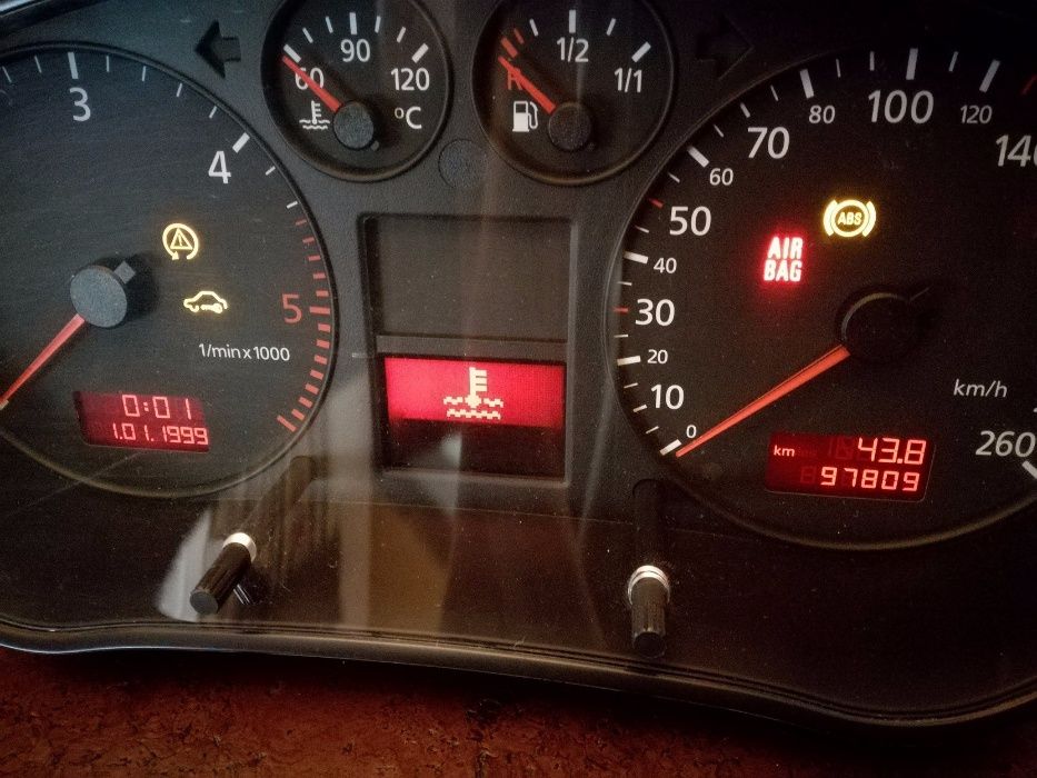 Quadrante painel instrumentos audi A3 8L tdi marca VDO