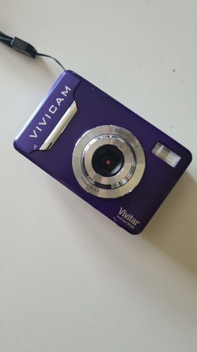 Vivitar ViviCam 9126 Purple, aparat cyfrowy retro digicam, sprawny, robi zdjęcia, vintage