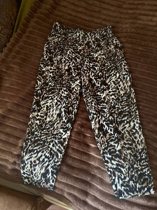 Продам штани літні Zara