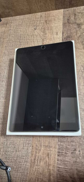 Ipad (9th Generation 64GB)