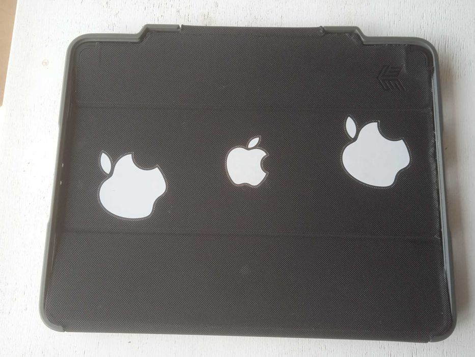 Чехол б/у для iPad Pro 12.9