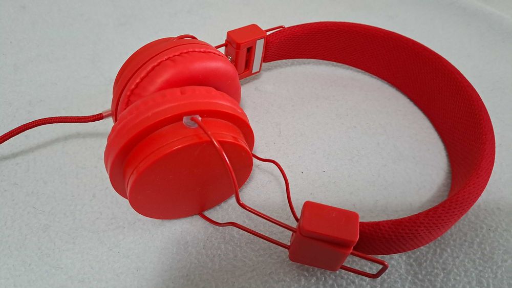 Auscultadores. Novos.