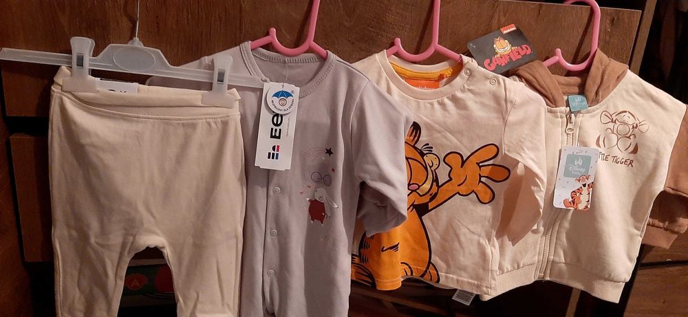 Nowa paczka dla niemowlaczka 74/80