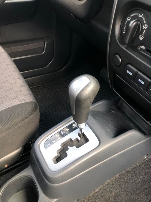Suzuki Jimny 1.3 Автоман 4*4