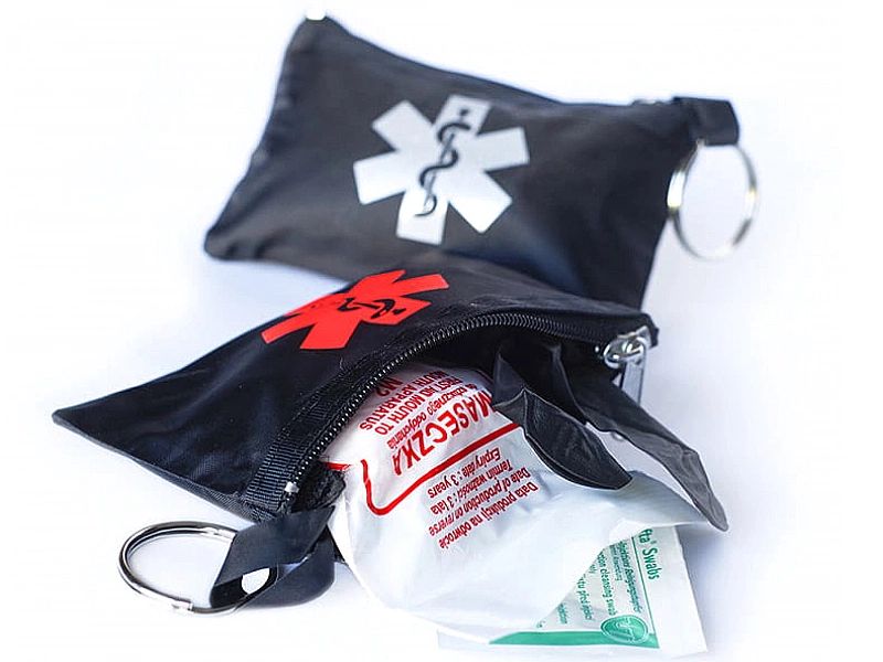 Apteczka / brelok CPR Ratownictwo Medyczne - czarny odblask