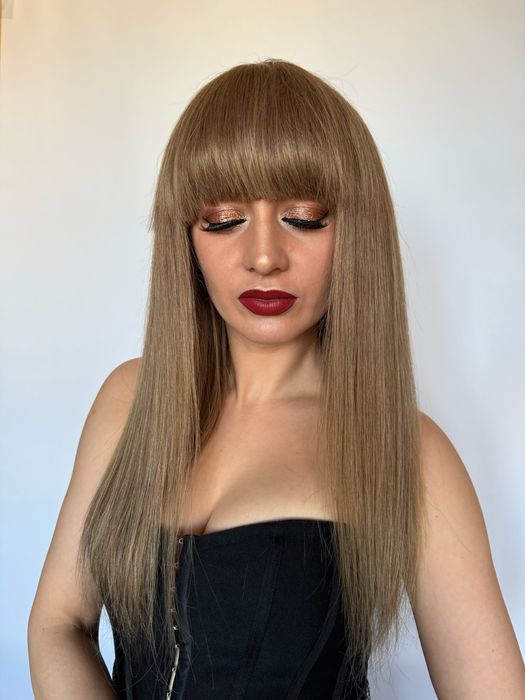 Парик русый из натуральных волос с прямой чёлкой густой