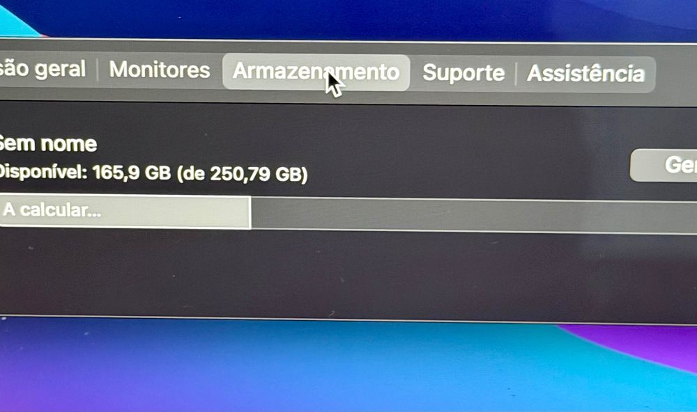 MacBook Pro (Retina) 15,4 meados de 2014