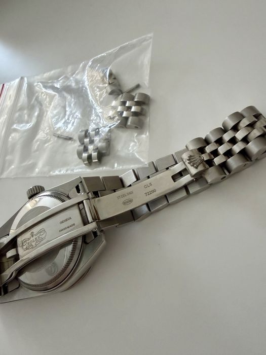 Часы Rolex с камнями