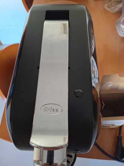 Maquina de cafe expresso cápsulas - marca Pingo Doce compativel cápsulas Pingo Doce