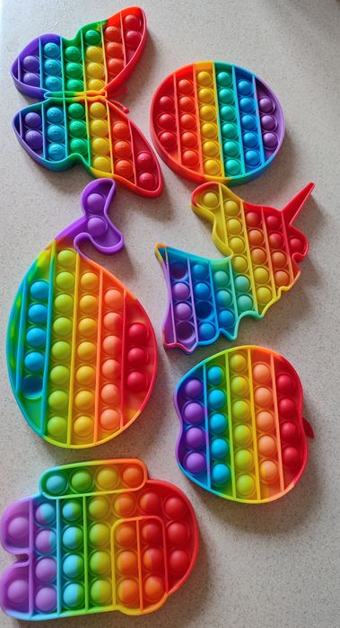 Продам набор игрушки антистресс 6 шт. Pop it..