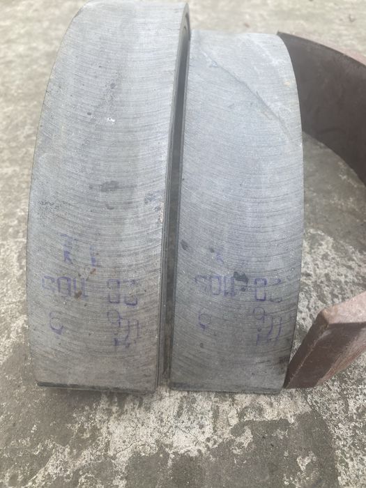 Накладки гальмівні та зчеплення