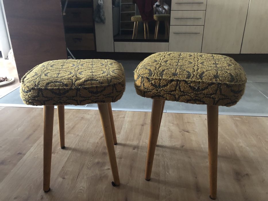 Taborety  PRL patyczaki