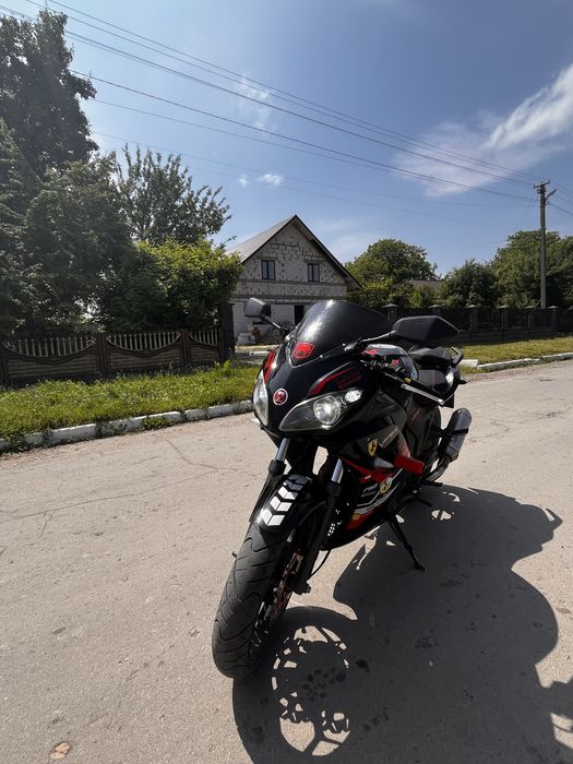 Продам мотоцик Viperf2 250