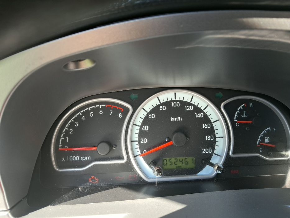 Продам Daewoo Nexia N150 1.6L V16