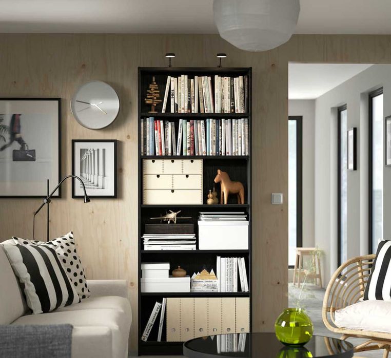 Estante IKEA - NOVA - BILLY Estante, preto efeito carvalho, 80x28x202 cm
