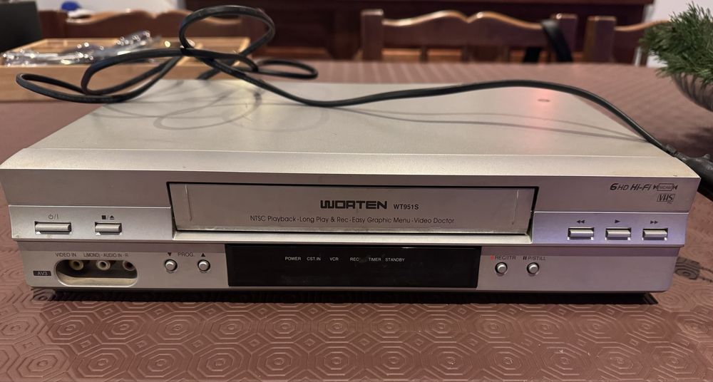 Leitor VHS WORTEN WT951S – Para Reparação / Peças
