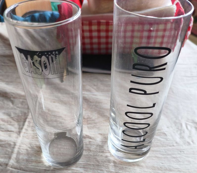 2 copos promocionais de bares de Lisboa