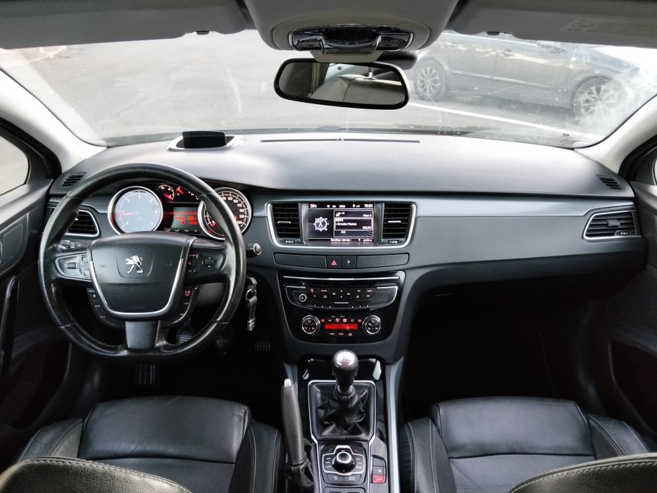 Peugeot 508 2.0HDI de 140cv em estado novo