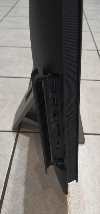 Komputer AiO Asus ET2210I Intel i3, 4GB RAM, HDD 250 GB