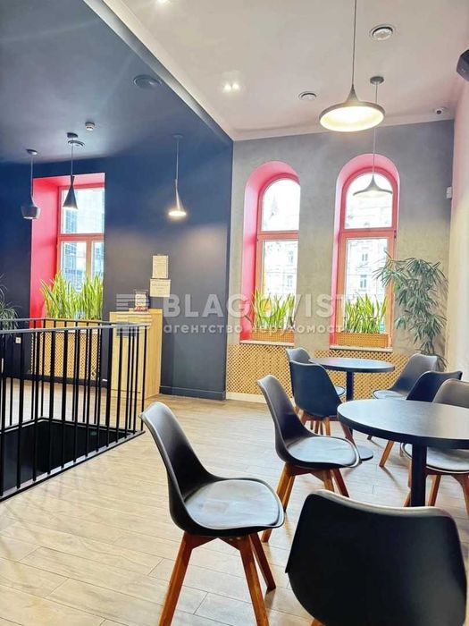 Басейна, 15 Нежитлове приміщення  90кв.м.  м."Палац спорту"