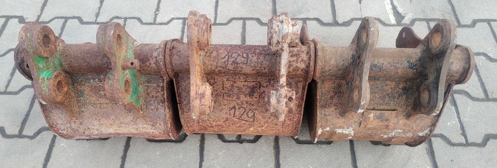 Łyżka minikoparki szerokość 30cm, sworzeń 30mm ( 129, 130, 131)
