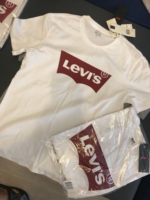 Футболка Levis , Левайс, Левіс. Оригінал!