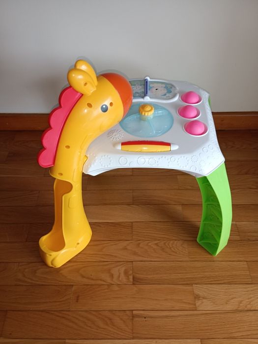 Mesa de atividades para bebé/criança