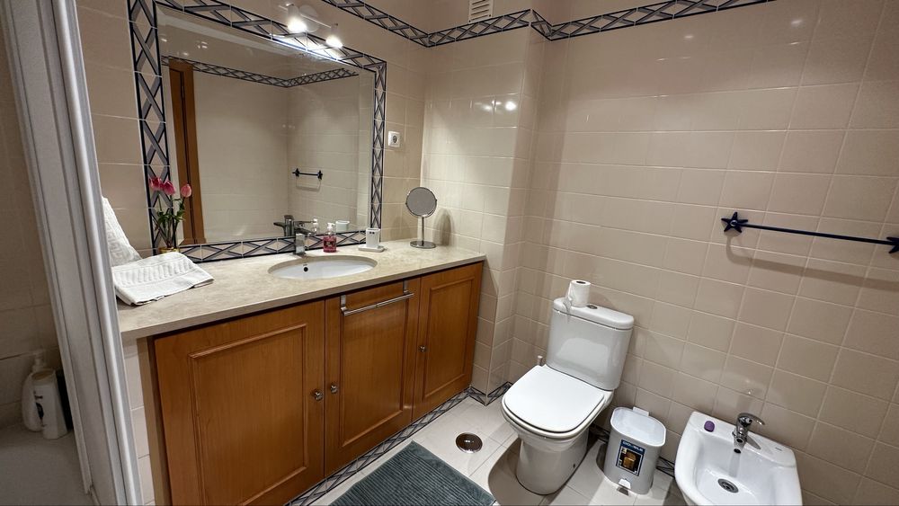 Apartamento T2 Férias Albufeira 6 Pax | Praia da Oura/Sta Eulália 5min | Condomínio Luxo c/ Piscinas+Garagem+AC | Proprietário - Desde 750€/sem
