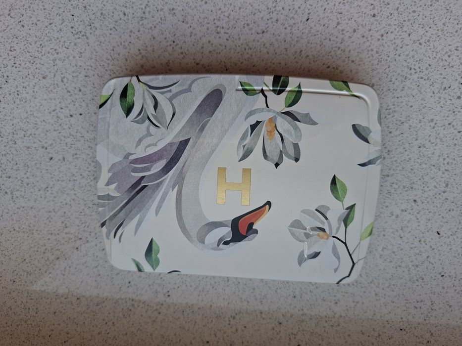 Hourglass Ambient Lighting Edit Unlocked -Swan