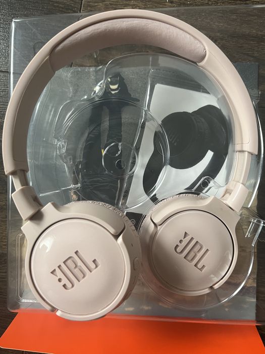 Słuchawki JBL Tune 600BTNC