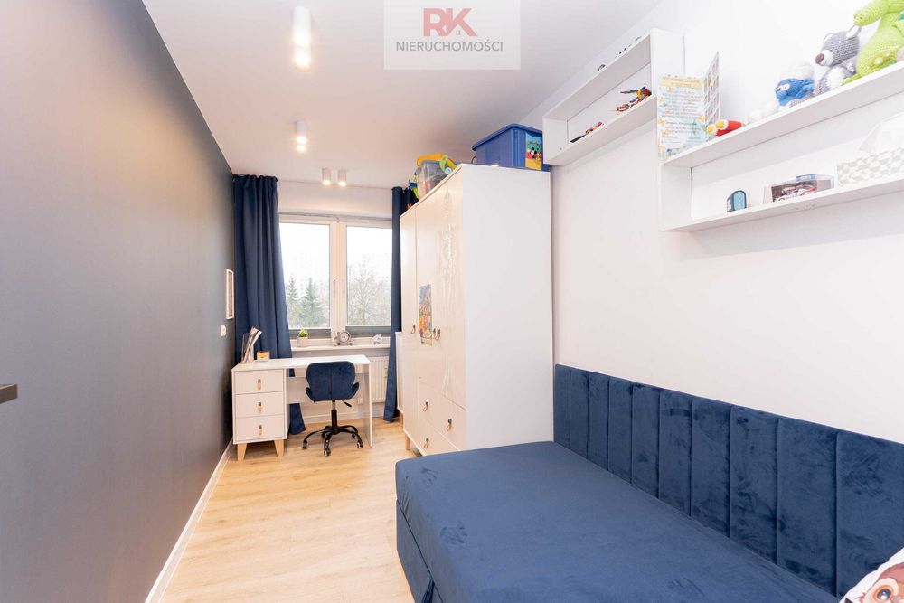 Do wynajęcia mieszkanie (4 pokoje, balkon, parking)