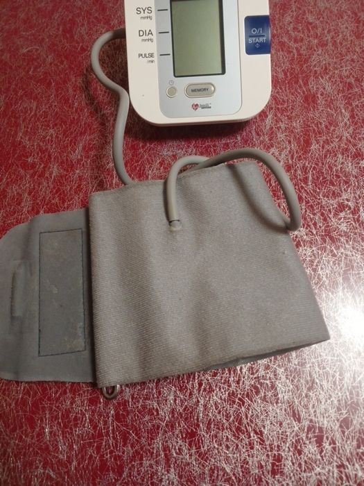 Тонометр  Омron в наявності