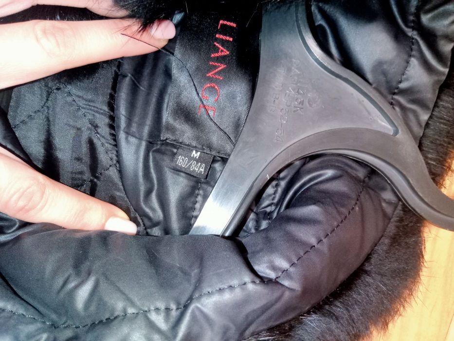 Продам куртку Демі