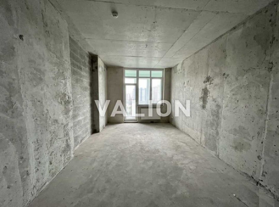 Продам 3 кімнатну квартиру. 121м2   ЖК Смарагдовий. Шаповала 2