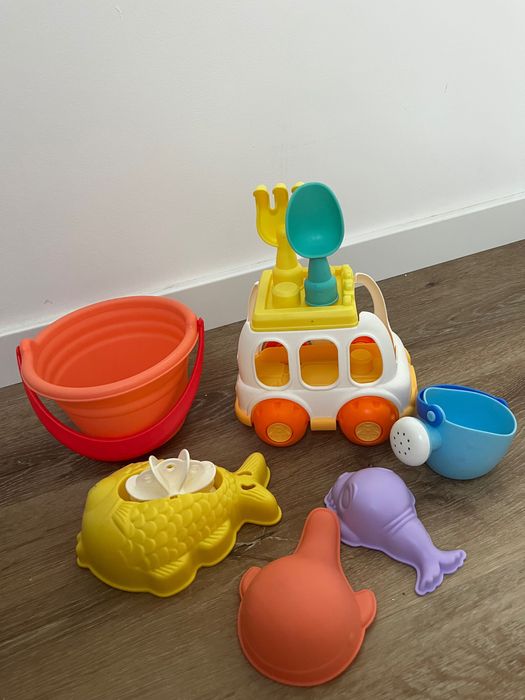 Brinquedos de praia para crianças