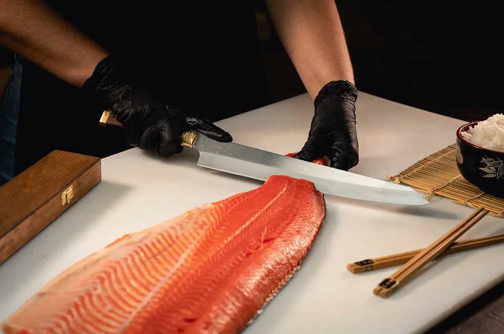 Faca de Chef artesanal 12” 30cm Zakharov Kiritsuke para Destro no Estojo de Madeira tipo Japonesa Sushi Sashimi