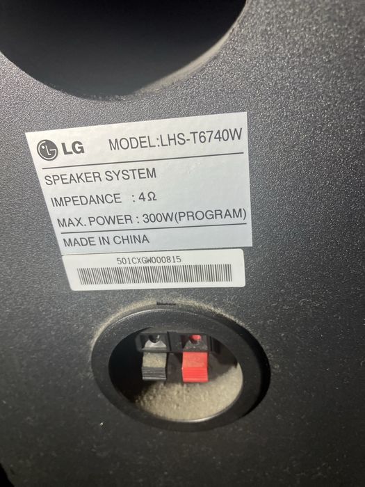 Subwoofer LG sistema LG  LHS-T6740W